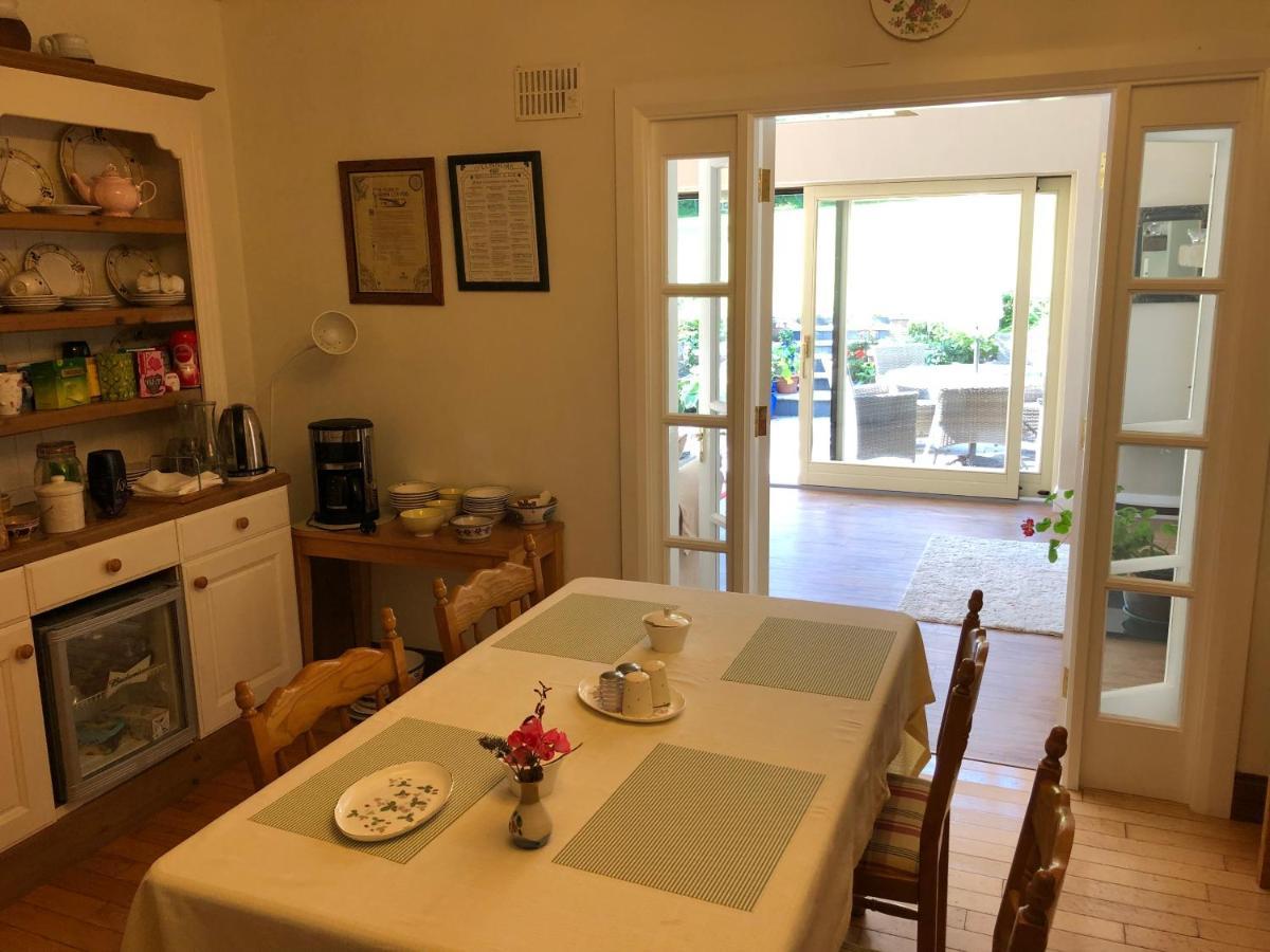 Dunaree Bed & Breakfast 4*